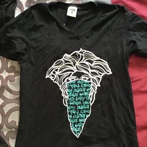 Crooks and Castles short sleeve neck tee